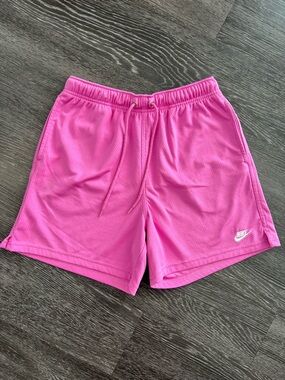 Nike Men’s Club Flow Mesh Shorts in Pinksicle